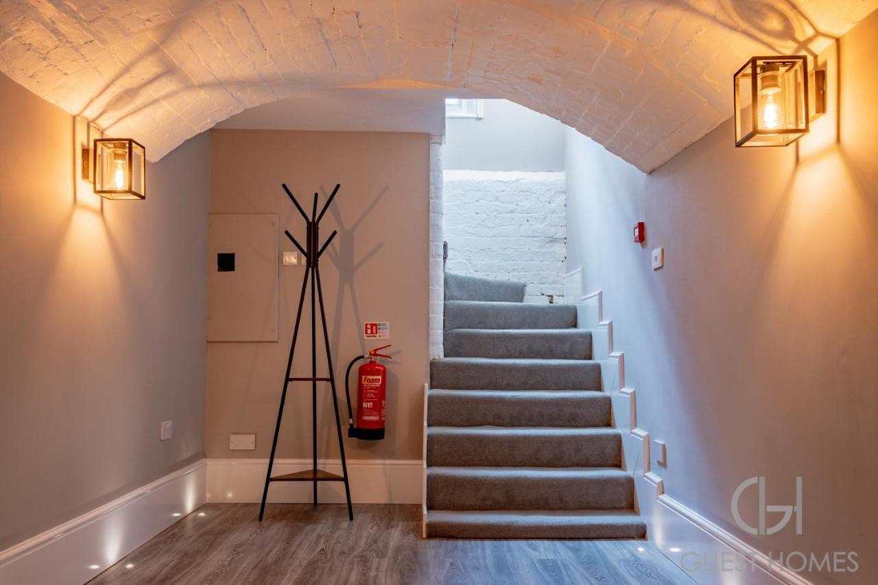 Host & Stay - Shaw Street Basement Worcester Eksteriør billede